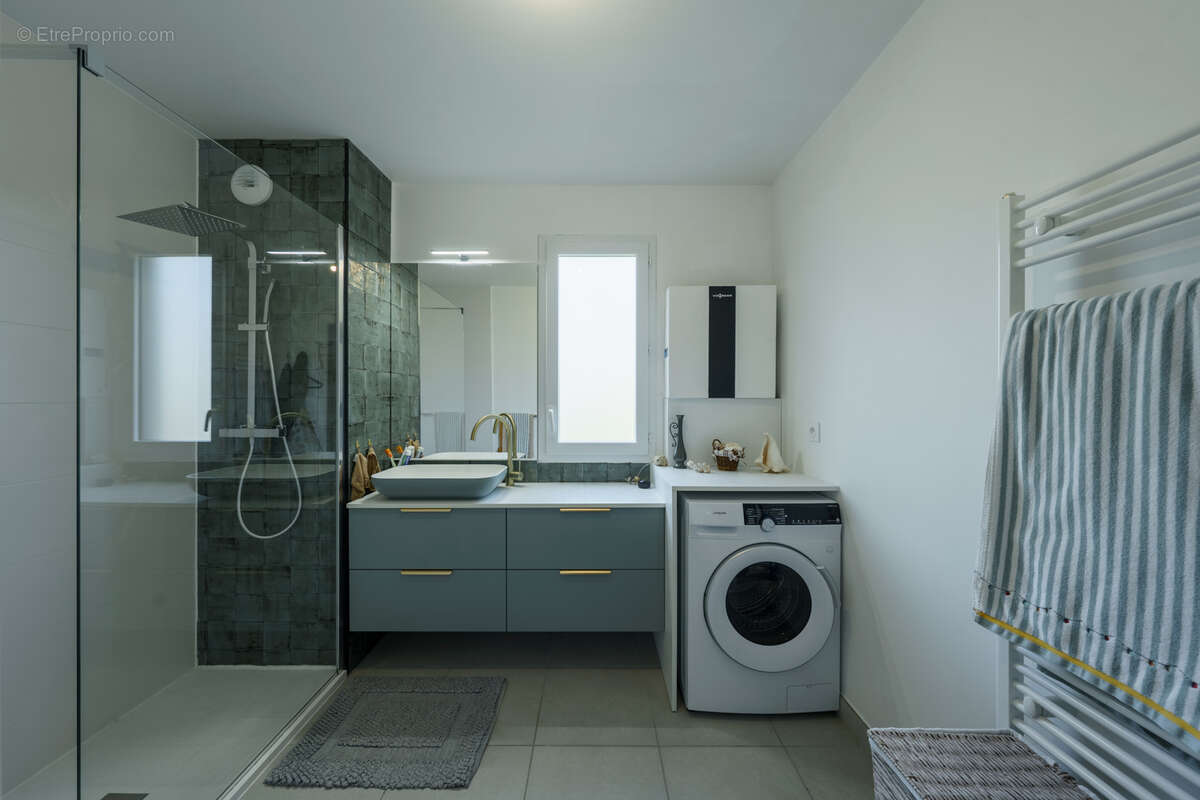 Appartement à EVIAN-LES-BAINS