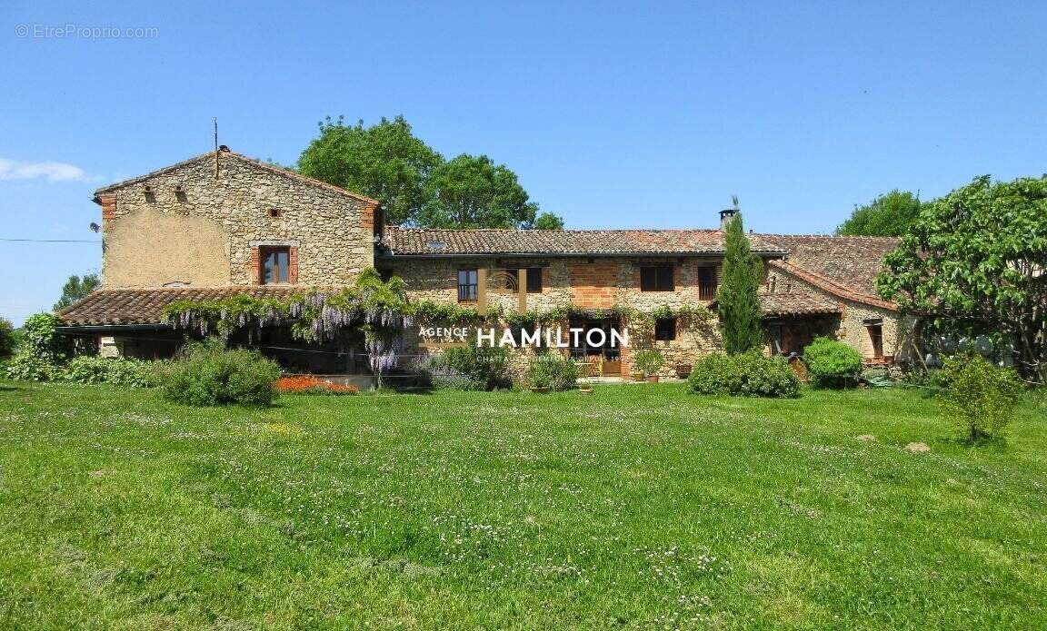 Maison à PUYCALVEL