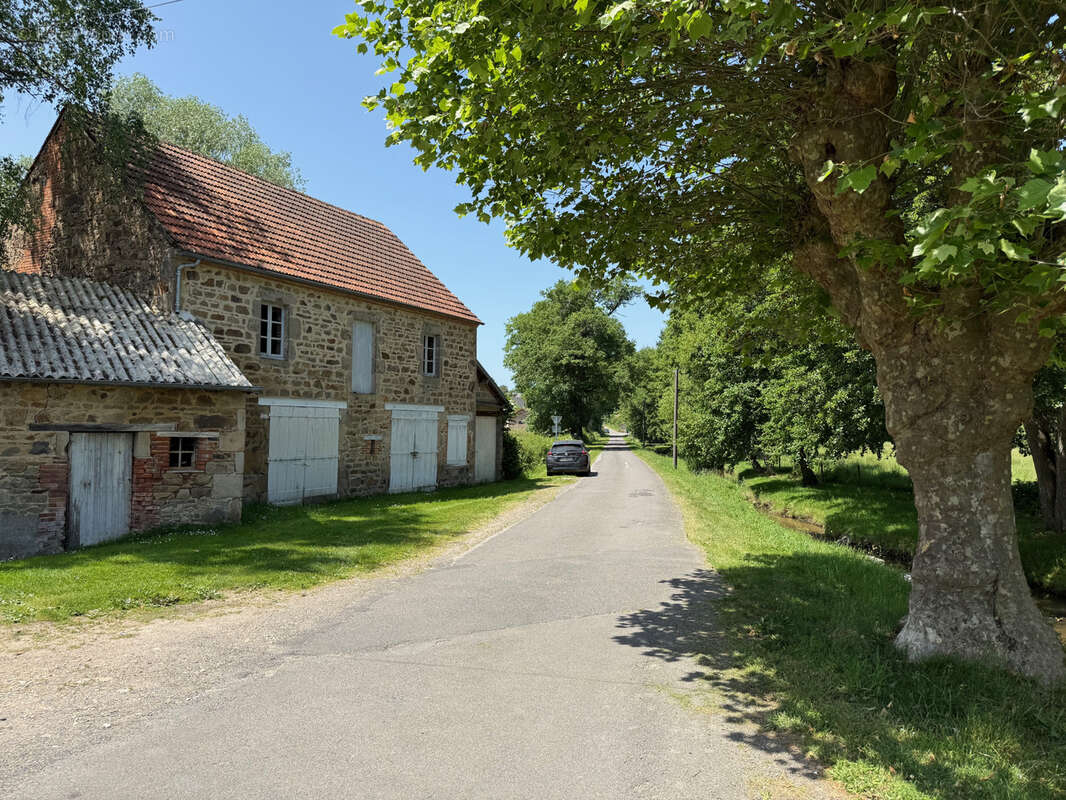 Maison à PIONSAT
