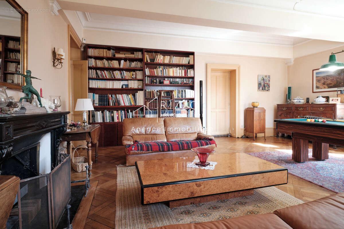 À Vendre : Ensemble Immobilier de 10 Pièces   Cachet Rare & Volumes Exceptionnels - photo 6