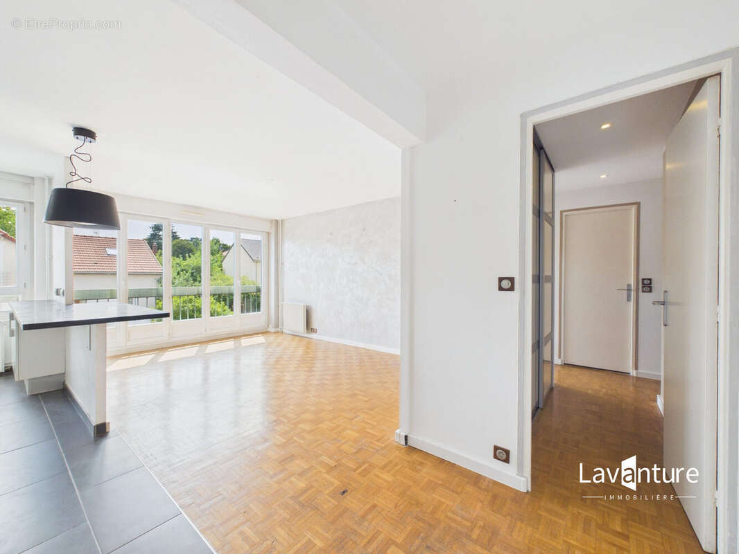Appartement 64 m² à Chatenay-Malabry  - photo 7