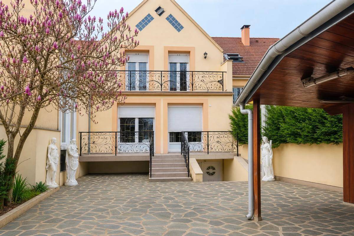 Maison à VELIZY-VILLACOUBLAY
