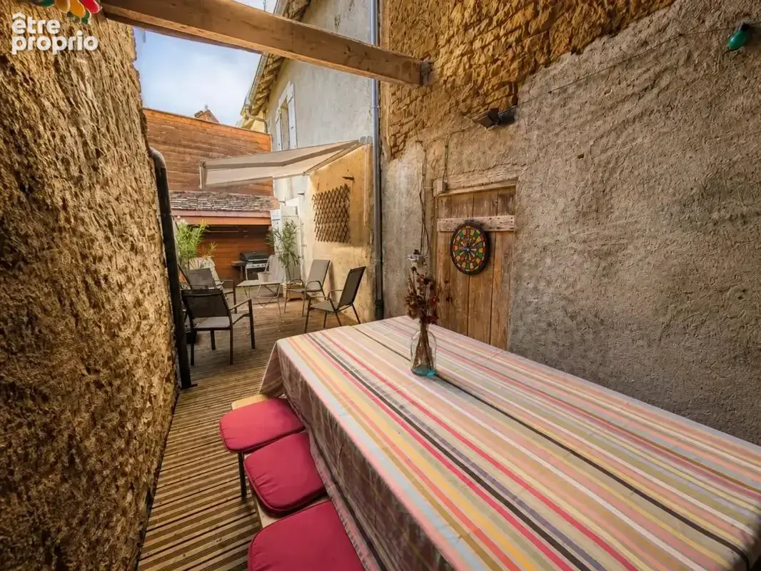 Charmante maison rénovée de 113,11 m²  dans un village paisible - photo 12
