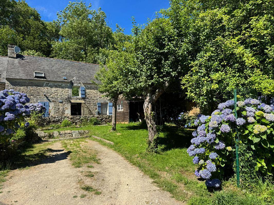 Maison à PLUVIGNER