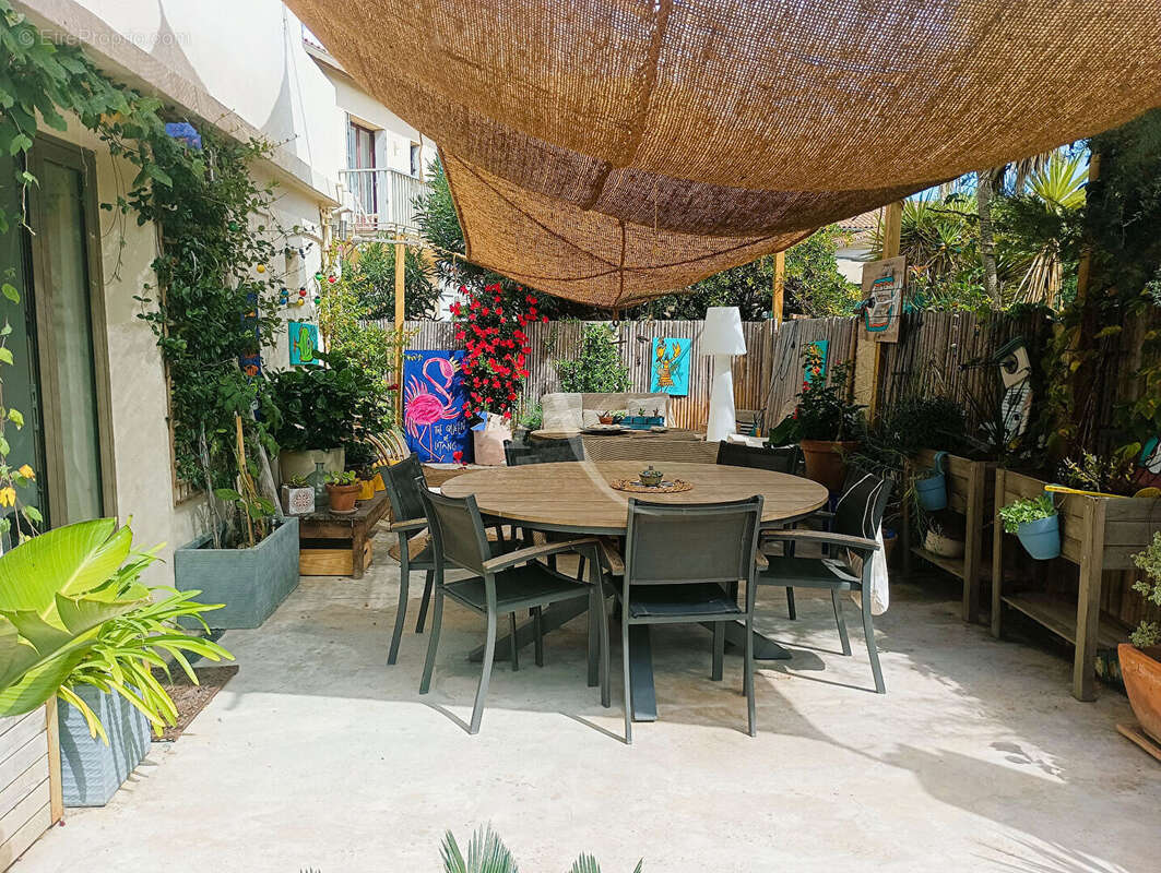 Maison à FRONTIGNAN