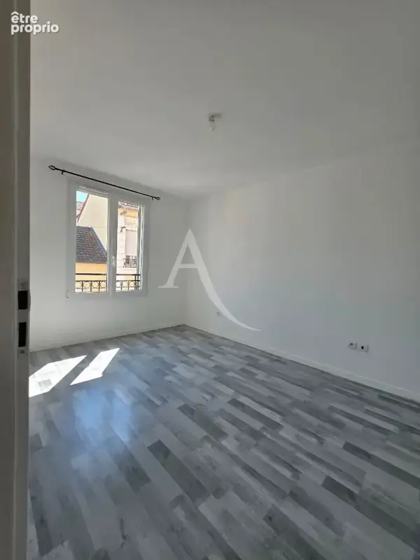 Appartement F2 Meaux centre ville - place de parking - terrasse - photo 5