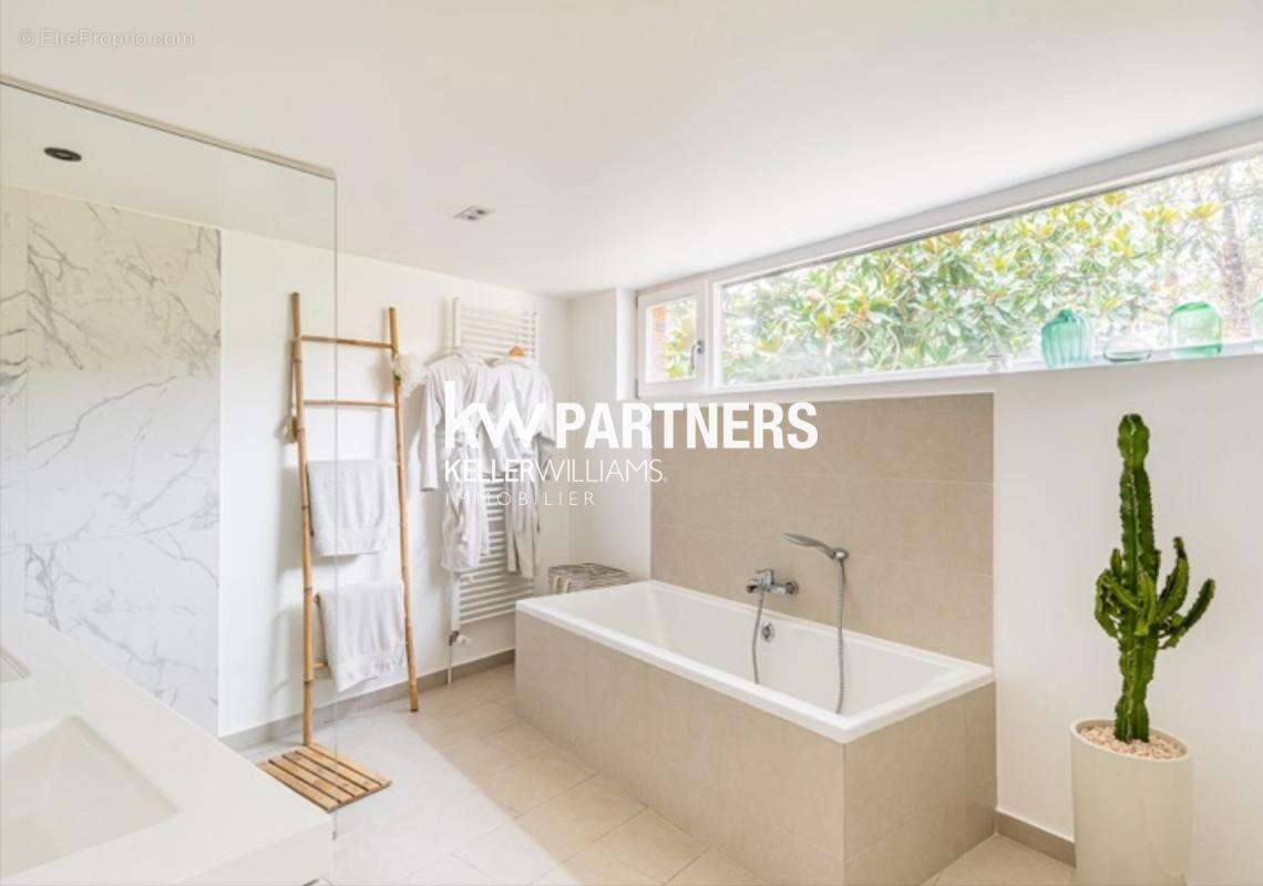 Maison à JOUY-EN-JOSAS