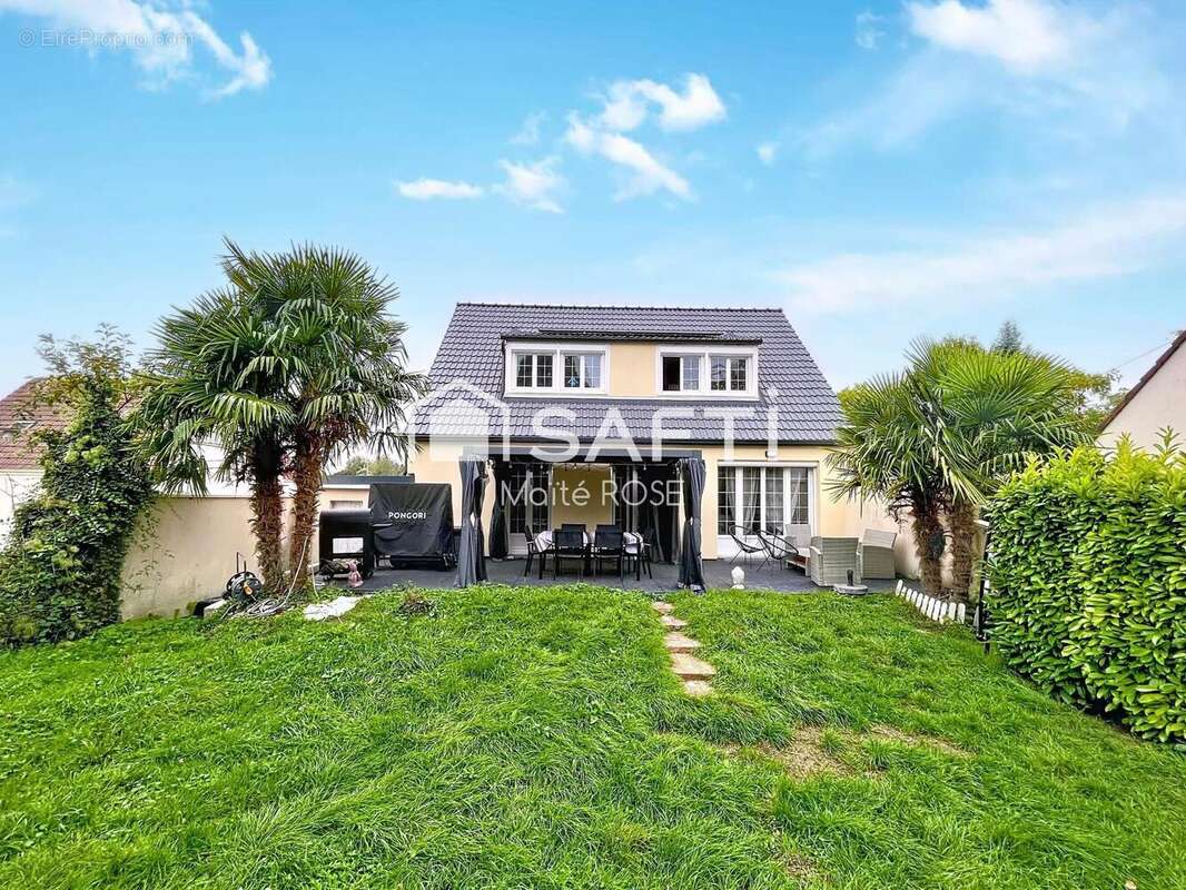 Photo 2 - Maison à GUIGNEVILLE-SUR-ESSONNE