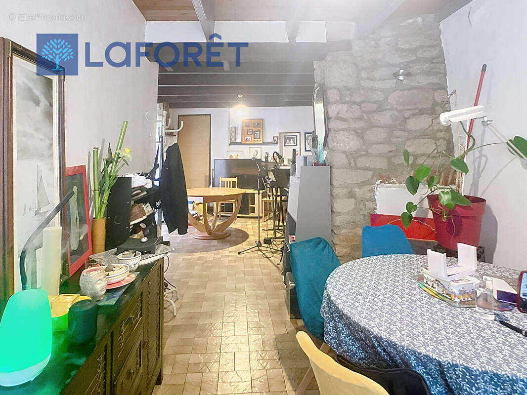 Maison à PORT-LOUIS