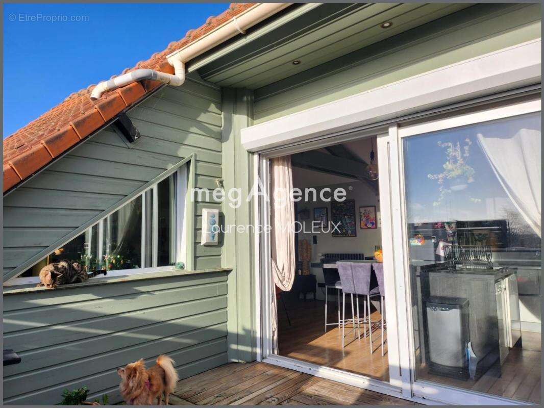 Maison à SAINT-MARTIN-BOULOGNE