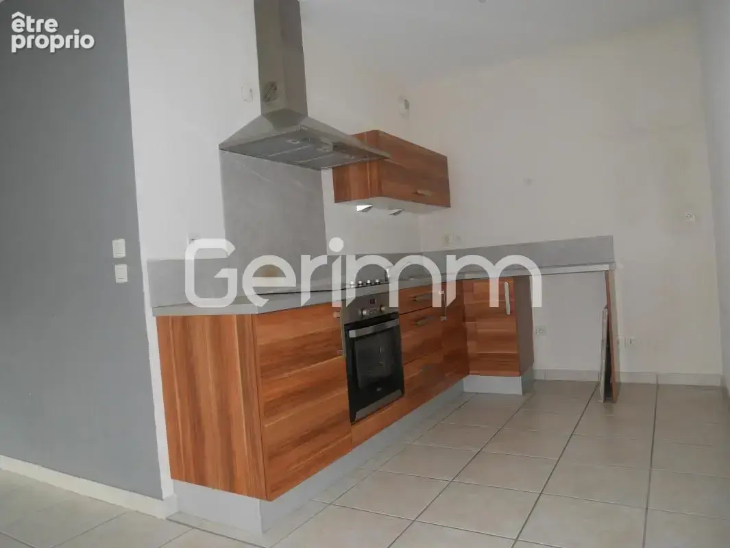 Vente - Appartement - 2 pièces + cuisine - 49 m² - 230 000 € - - photo 7