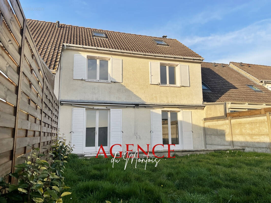 Maison à BRAY-SUR-SEINE