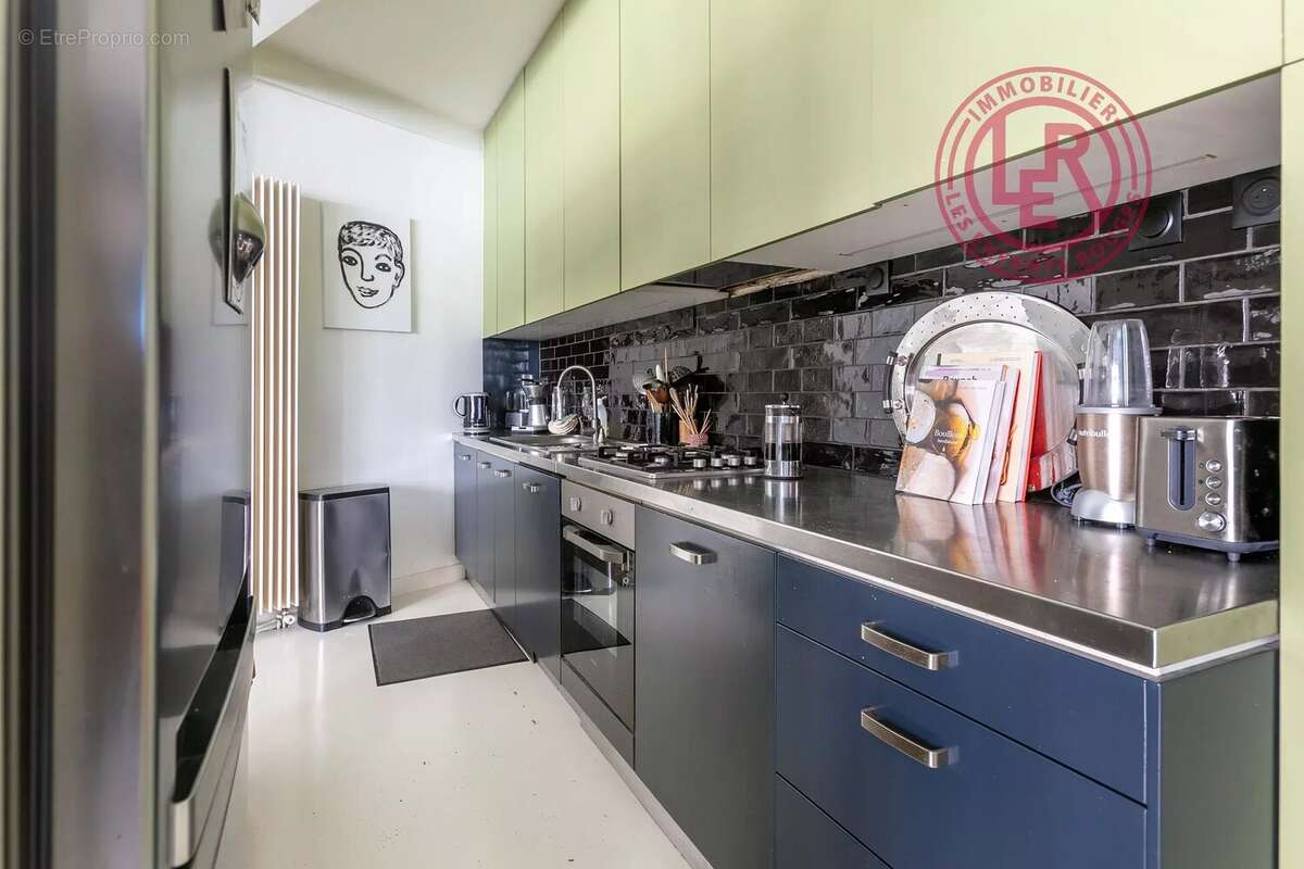 Appartement à PARIS-19E