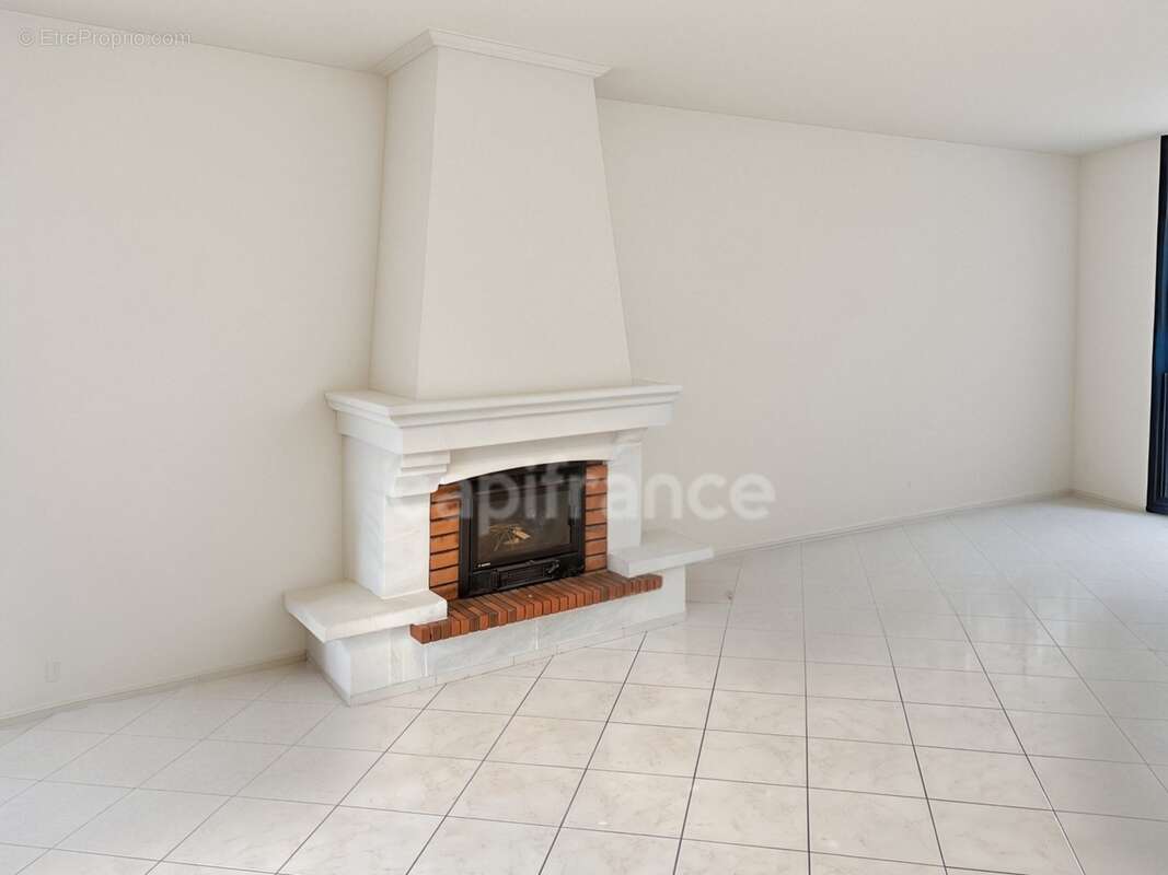 Maison à vendre vieux bourg ALLONNES (72) maison sur sous sol 3 chambres - photo 6
