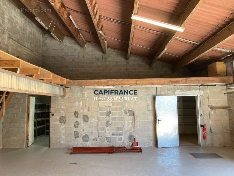 Commerce à SAINT-ANDRE-DE-CUBZAC