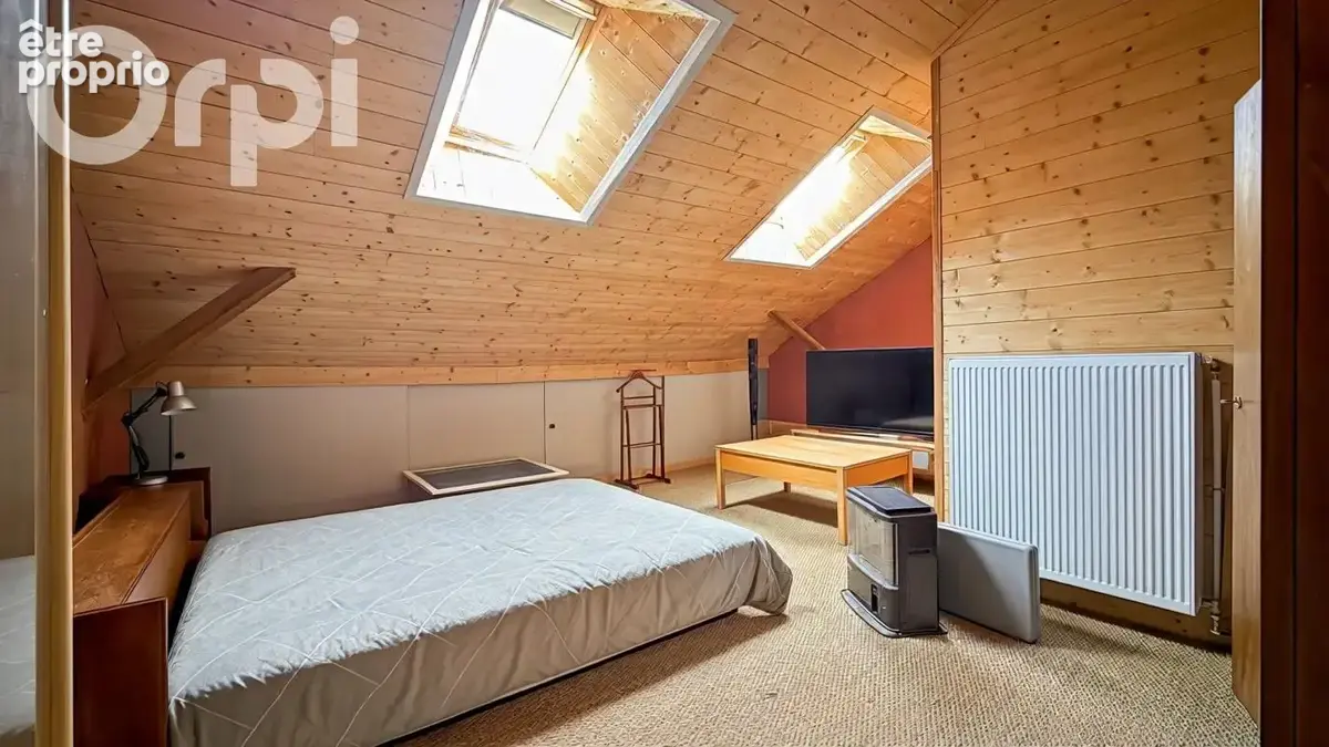  maison en pierres – 148 m² – terrasse & jardin – saint-sylvestre - photo 12
