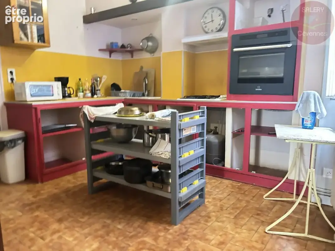 Maison de village avec local commercial loué - photo 4