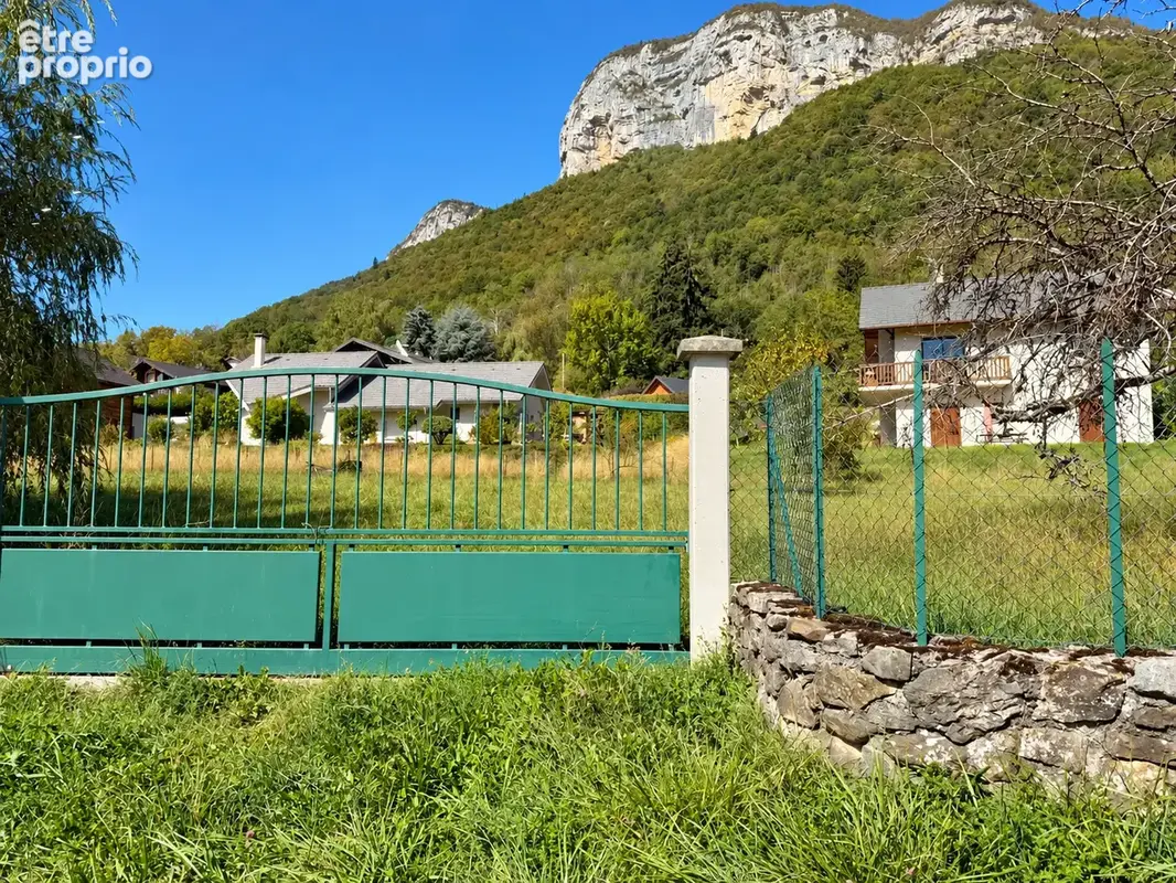 SAINT-JEAN-D’ARVEY   Terrain plat de 570 m2 - photo 2