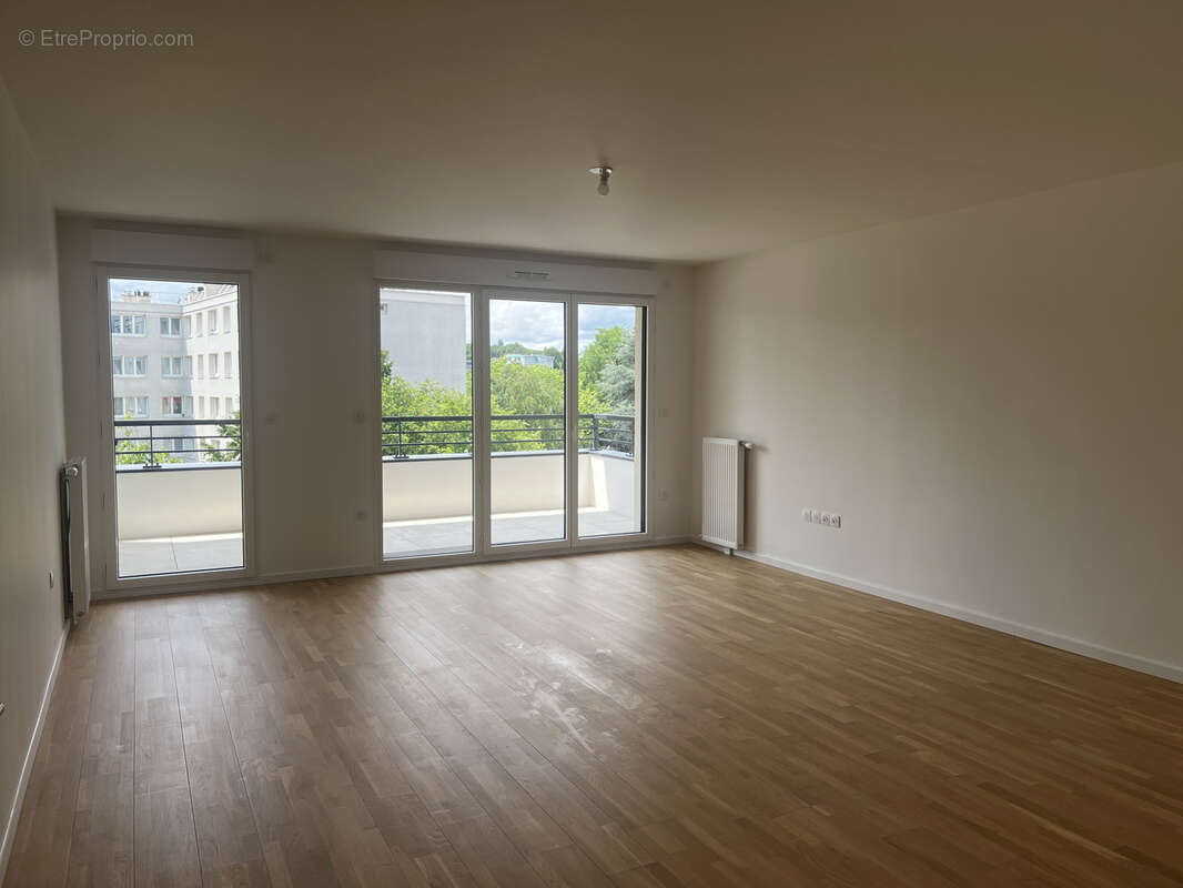 Appartement à LE PERREUX-SUR-MARNE