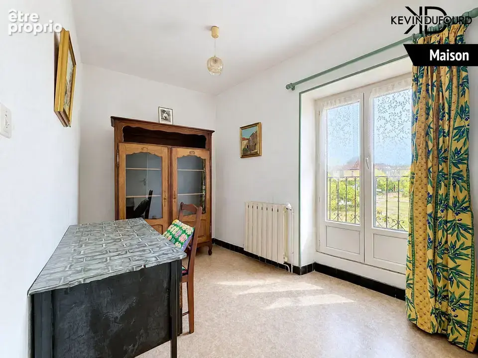 Maison 8 pièces 140 m² à vendre à Saint-Julien-Du-Serre (07200) - photo 9