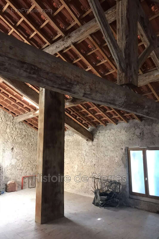 Maison à NISSAN-LEZ-ENSERUNE