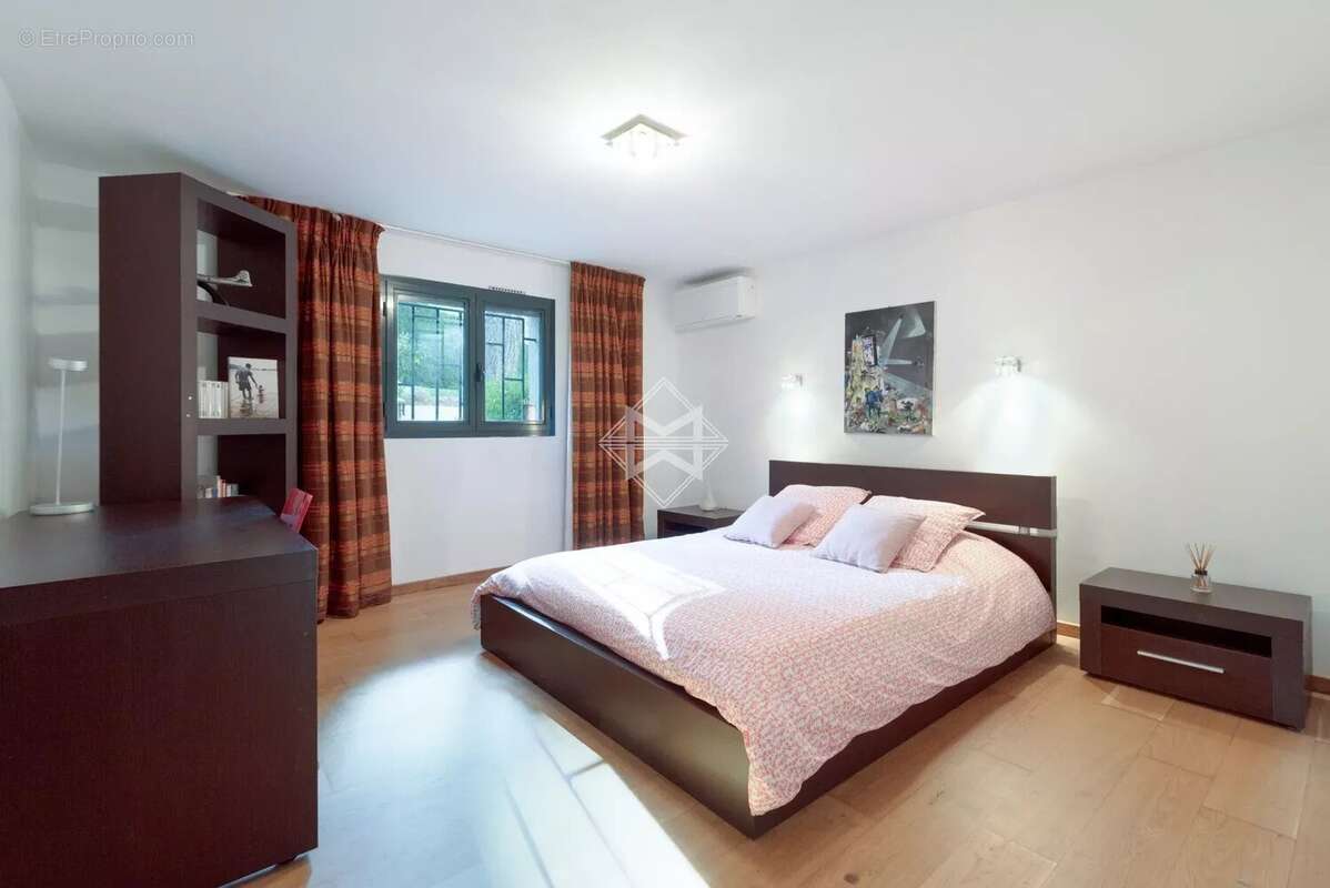 Maison à BIOT