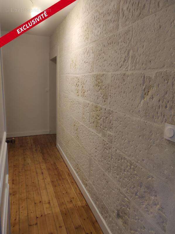 Maison à SAINT-JEAN-D&#039;ANGELY