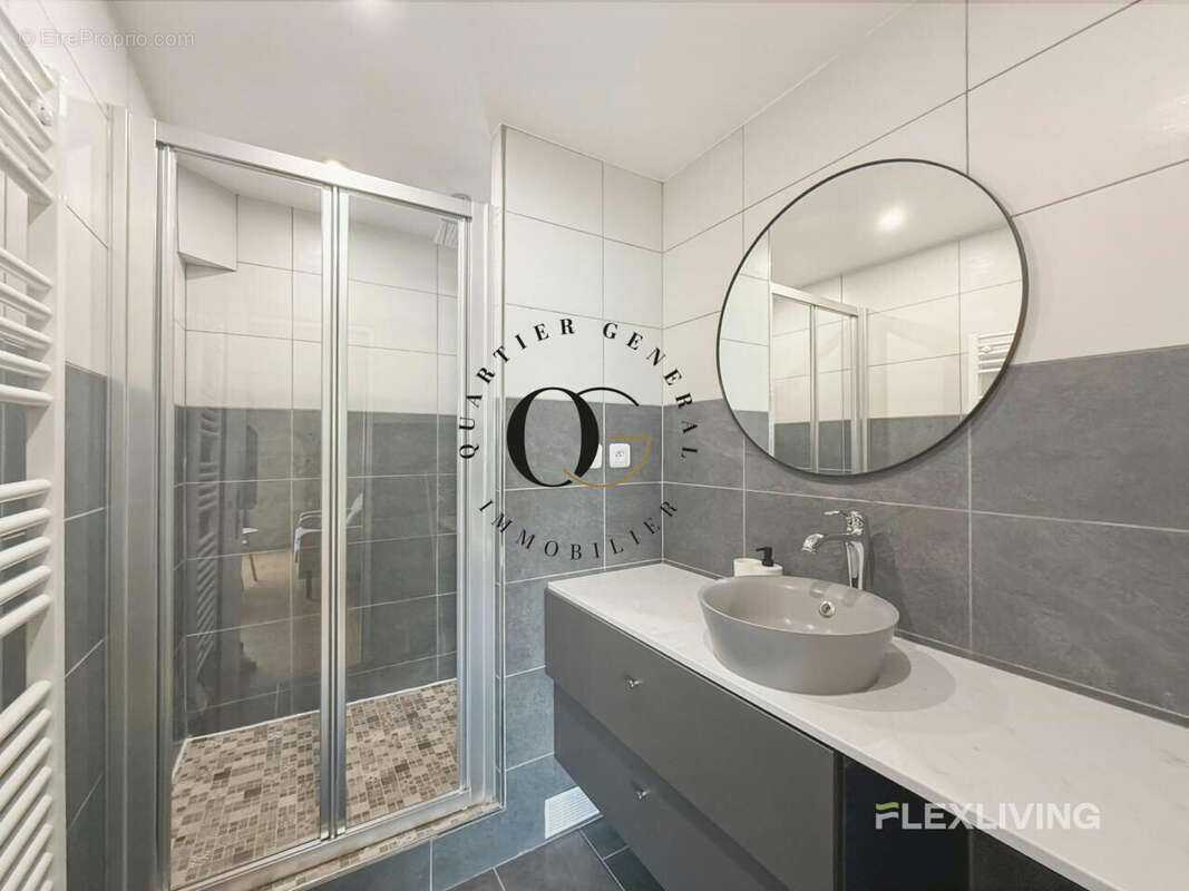 Appartement à PARIS-12E