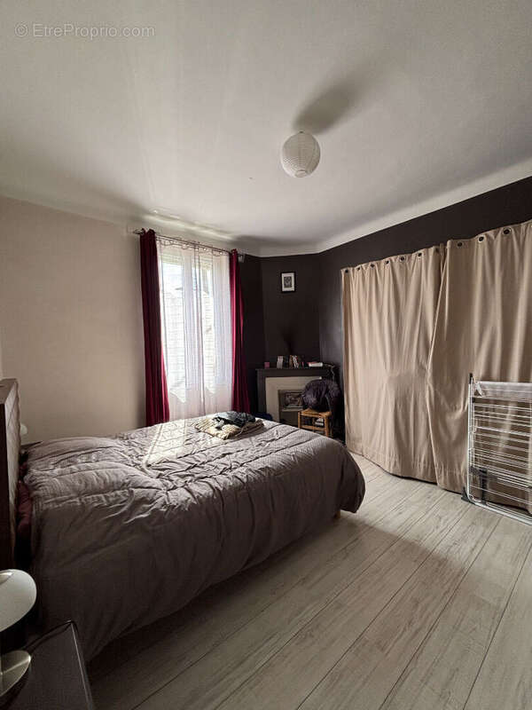 Appartement à GUILHERAND-GRANGES