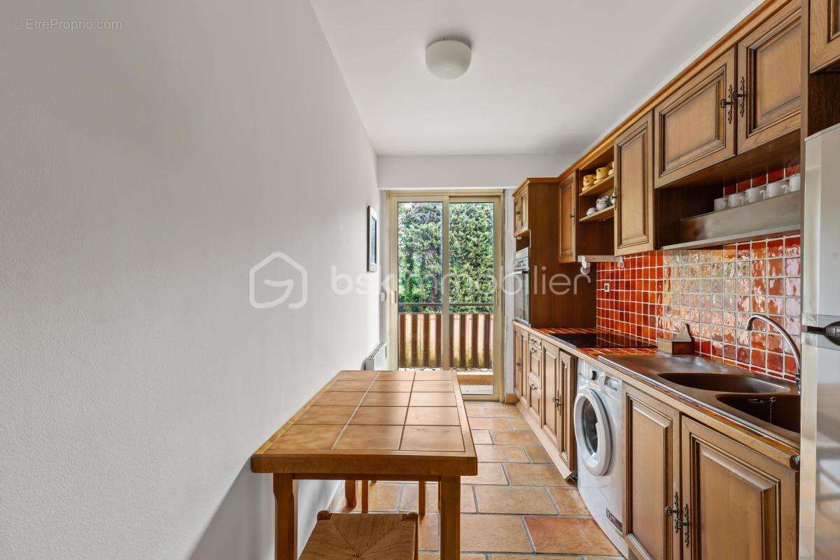 Appartement à VENCE