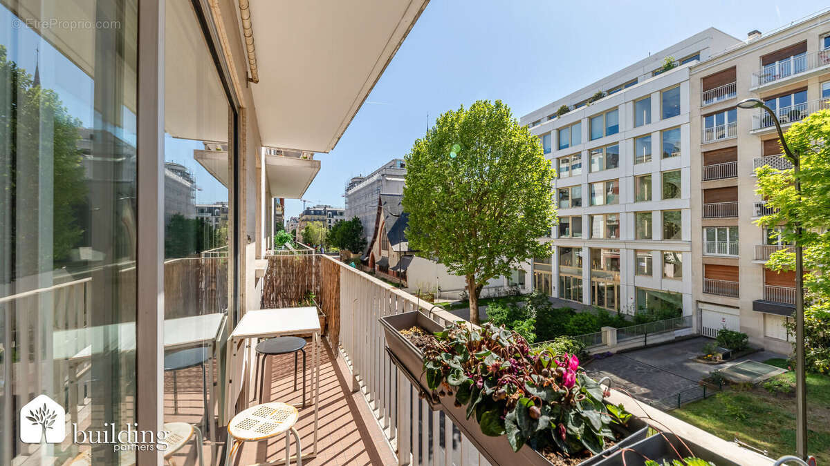 A vendre - Levallois-Perret - Anatole France - Appartement 3 pièces de 60.07m² avec balcon de 5m2 - photo 8