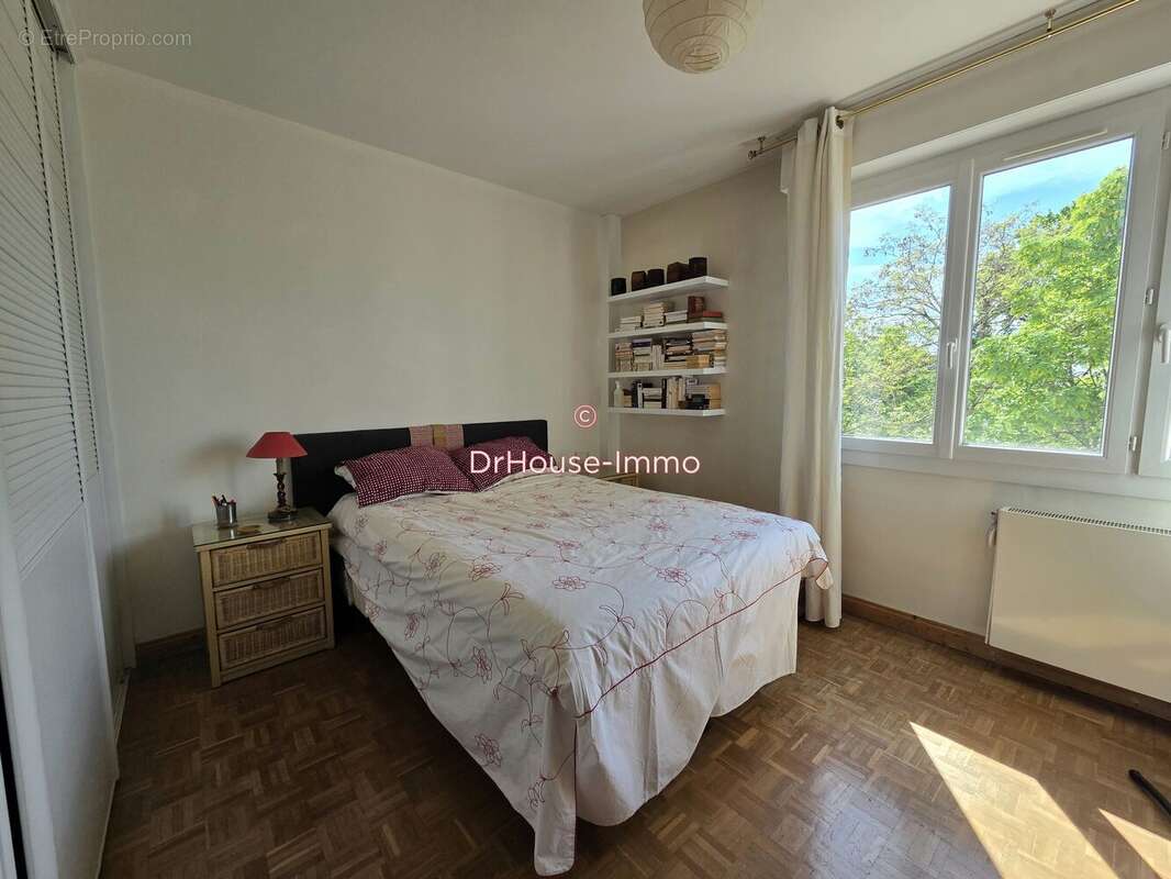 Appartement 97 m² à Chatellerault  - photo 23