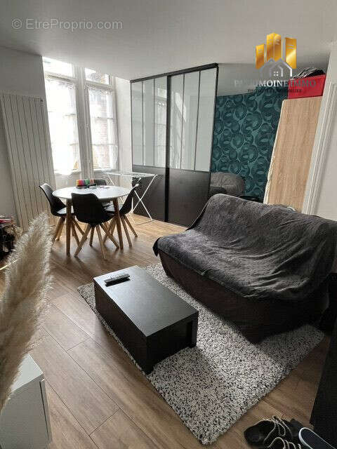 Appartement 300 m² à Alencon  - photo 2