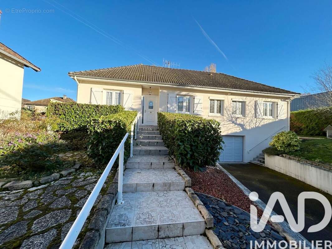 Photo 5 - Maison à AUTUN