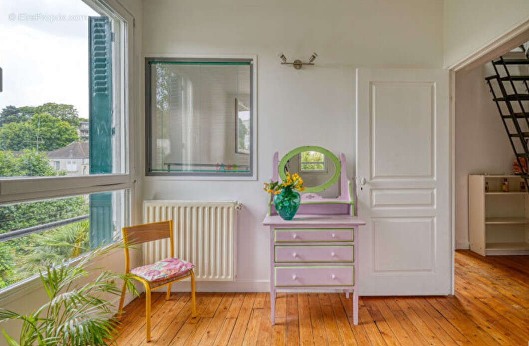 Appartement à LE PERREUX-SUR-MARNE