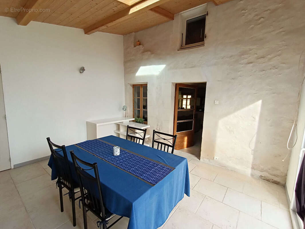 Maison à SAINT-HIPPOLYTE