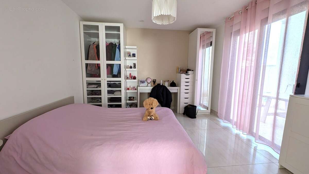 Maison à MORIERES-LES-AVIGNON