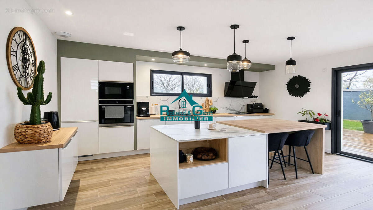 Maison à LA BOUEXIERE