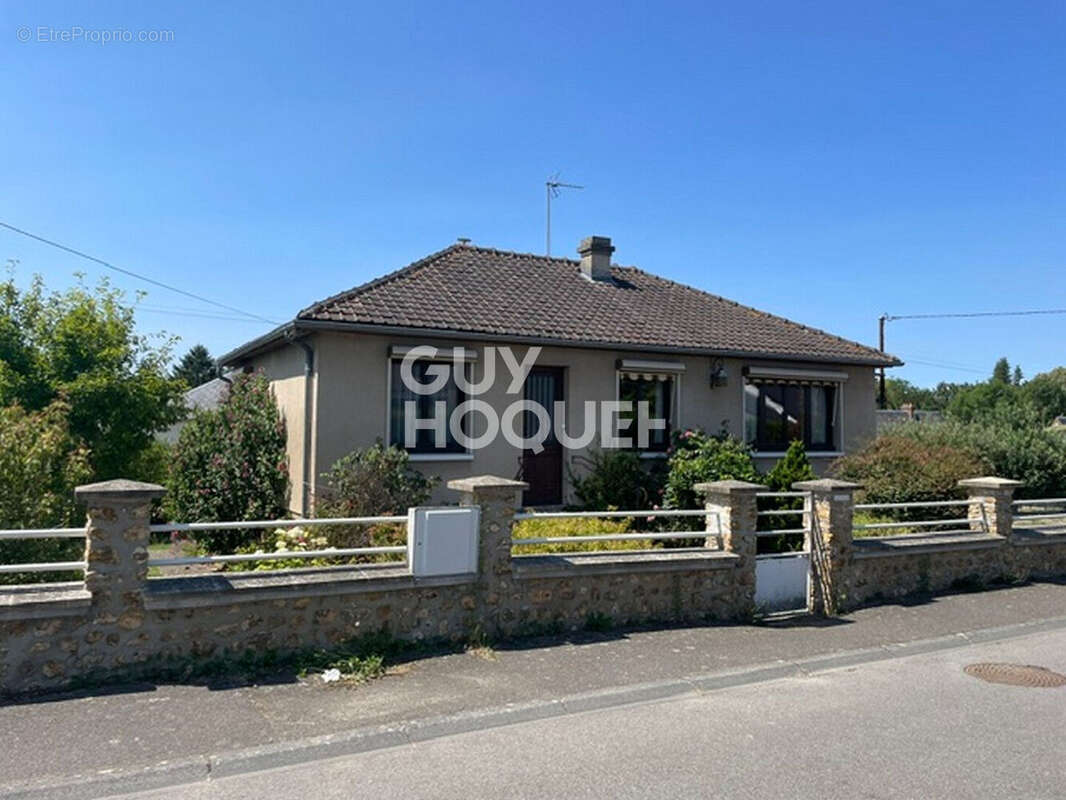 10 Km de BERNAY, dans un bourg tous commerces - photo 3