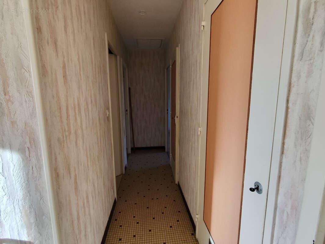 Maison à FRESNAY-SUR-SARTHE