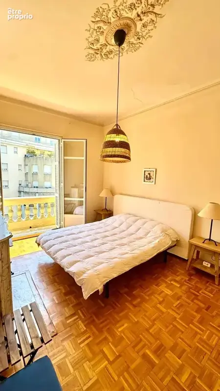 NICE GAMBETTA – Élégant 3 Pièces Bourgeois en Étage Élevé avec Bow-Window - photo 11