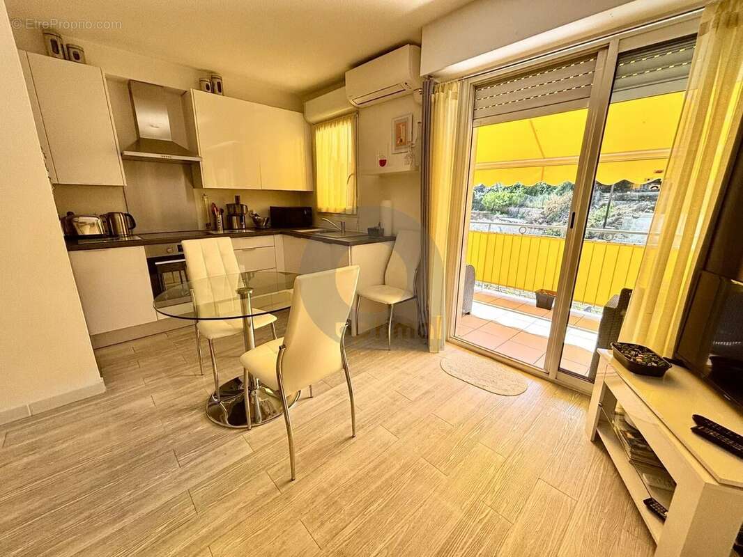 Appartement à MENTON