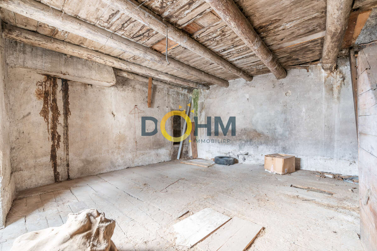 Maison à BRIVES-CHARENSAC