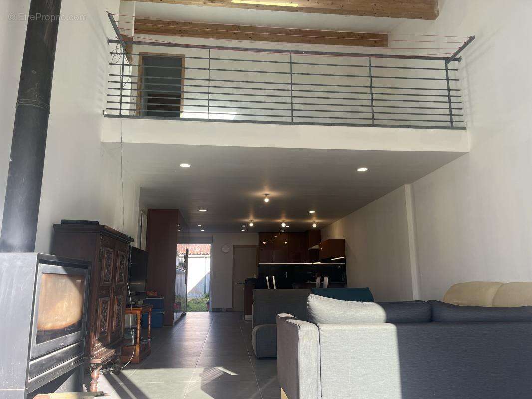 Maison à BLANQUEFORT