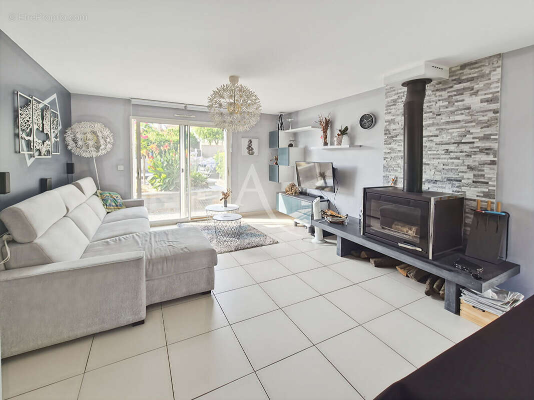 Maison La Jumelliere 6 pièce(s) 125.82 m2 - photo 6