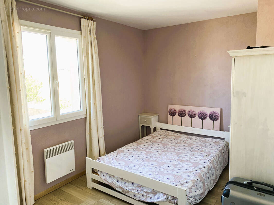 Maison à VINON-SUR-VERDON
