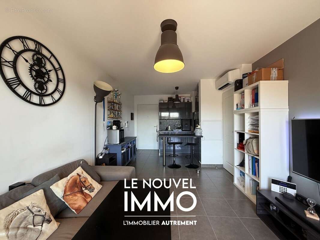 Appartement à CHATEAUNEUF-LES-MARTIGUES