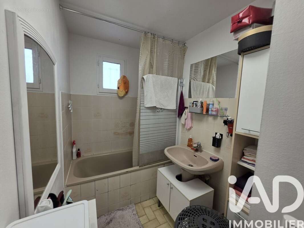 Photo 6 - Maison à ISSE