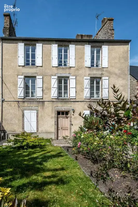 Appartement 5 pièces -130 m² - Centre historique de Dinan - photo 2