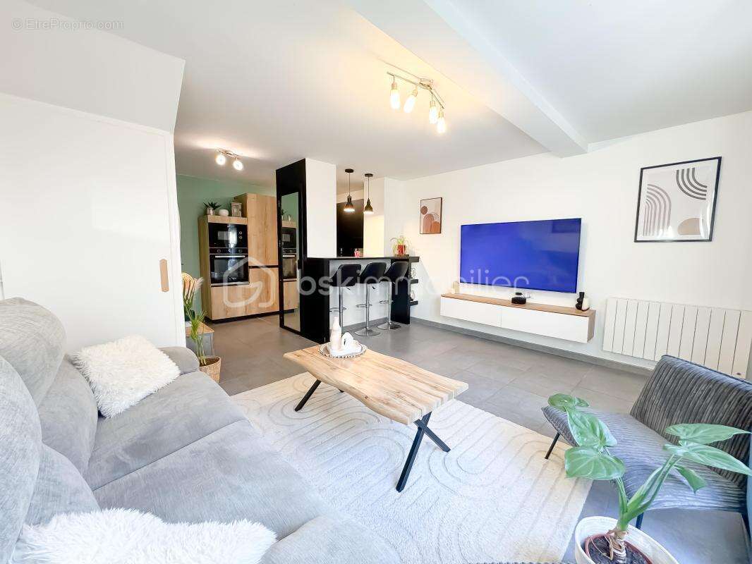 Appartement à PRESLES-EN-BRIE